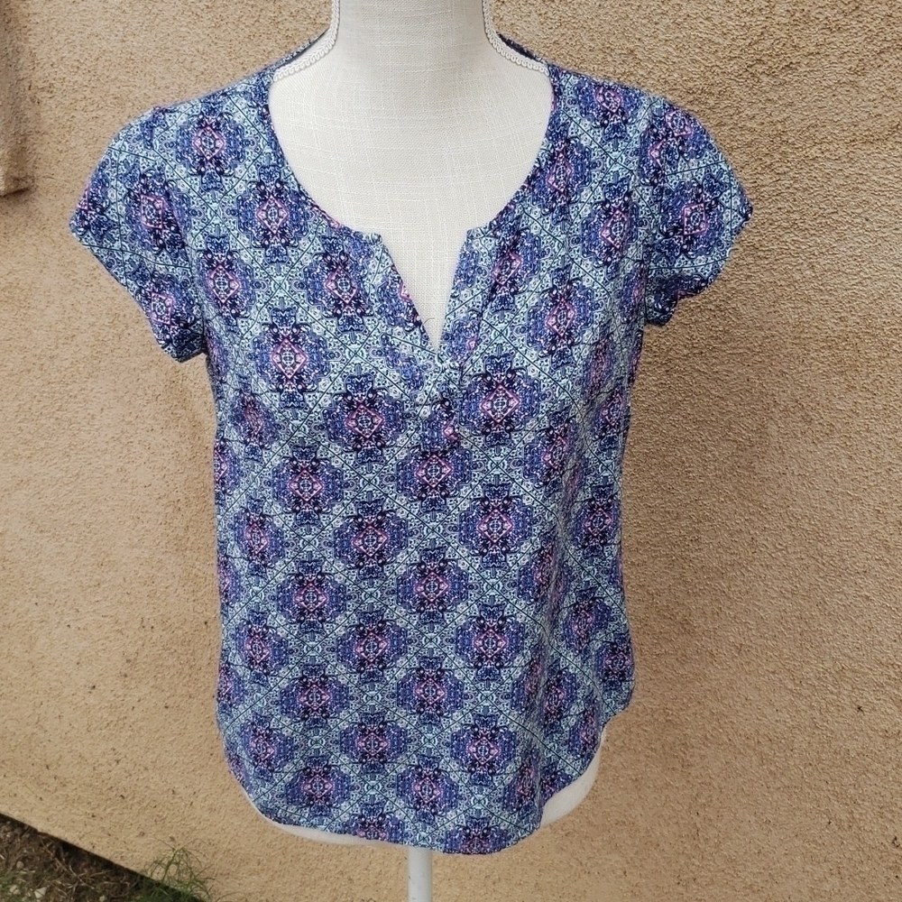 Kenar kaleidoscope print v neck cropped high low blouse